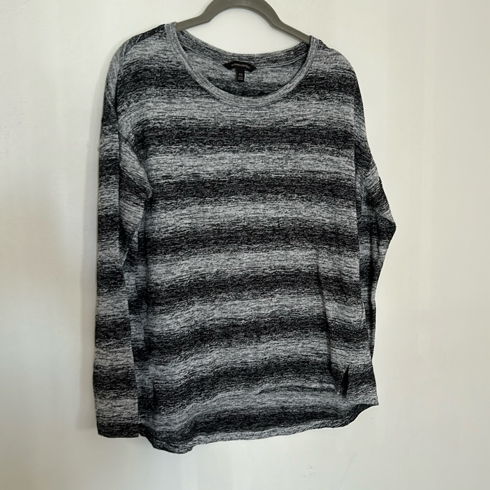 NWOT Banana Republic Crewneck Sweater